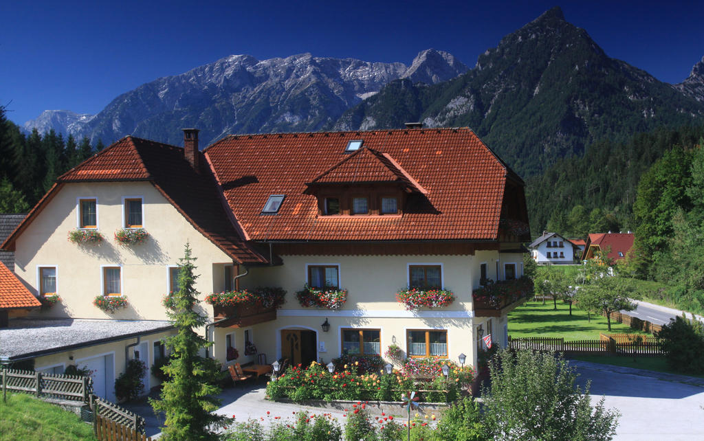 Pension Pichler Hinterstoder Bagian luar foto